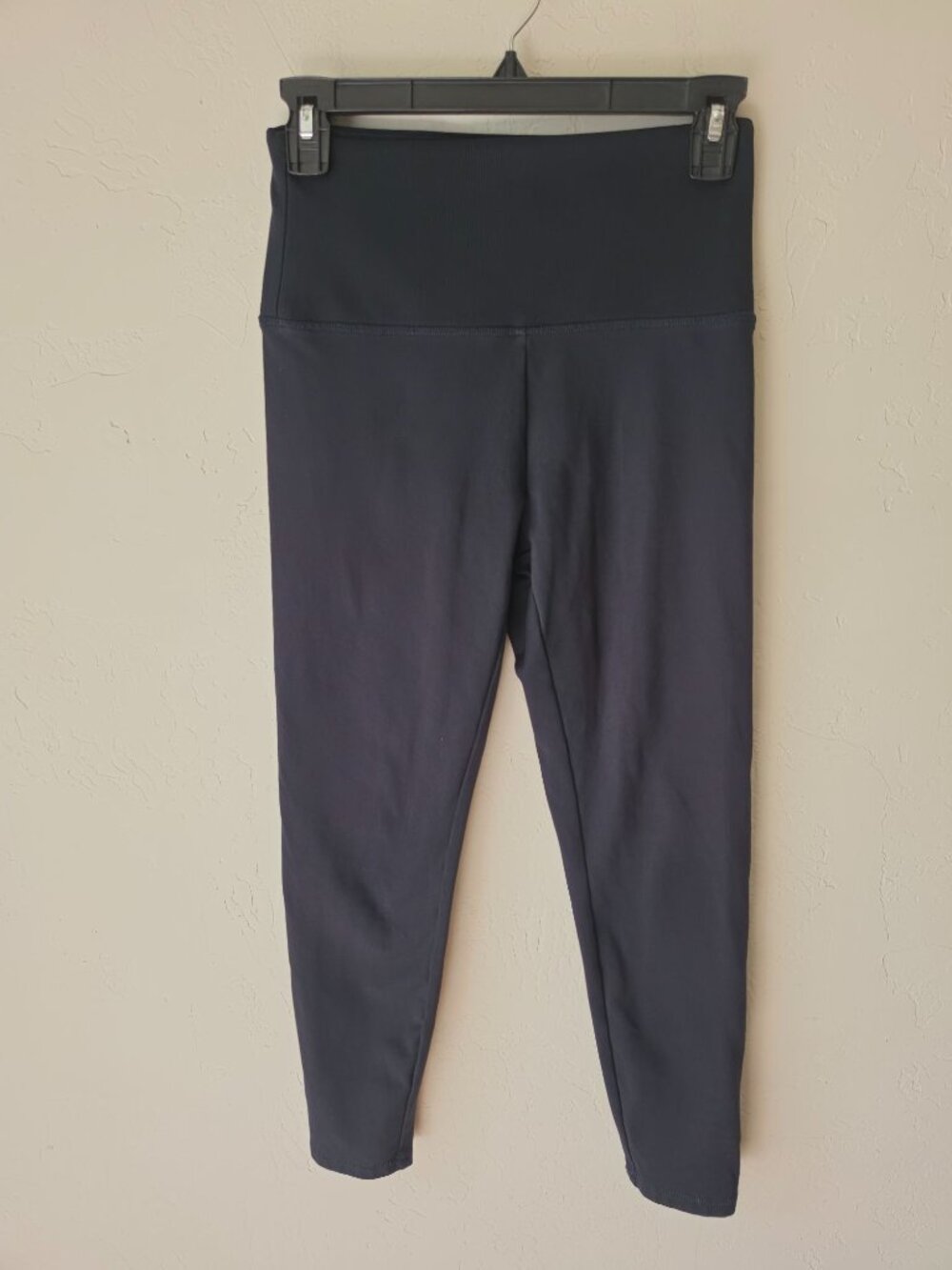 Zobha Black High-Waisted 7/8 Leggings Womens Size M Nylon/Spandex Yoga Pants